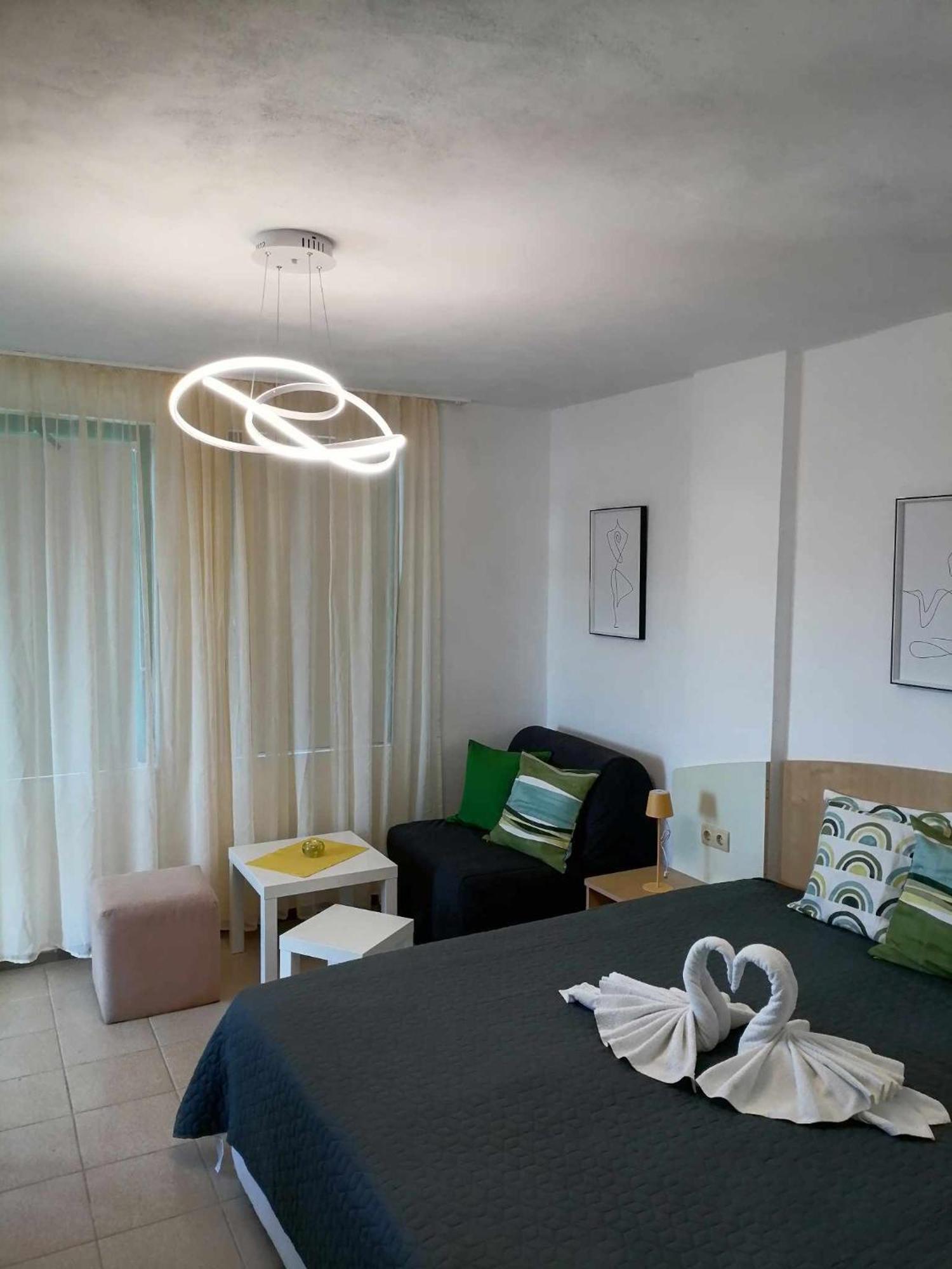 Alba Family Club Hotel Primorsko Bagian luar foto