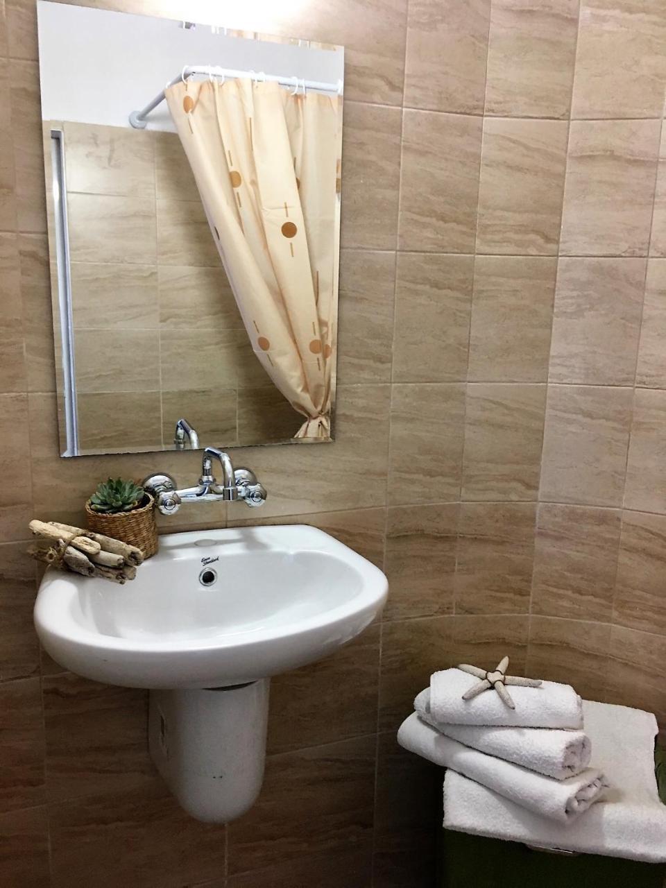 Alba Family Club Hotel Primorsko Bagian luar foto